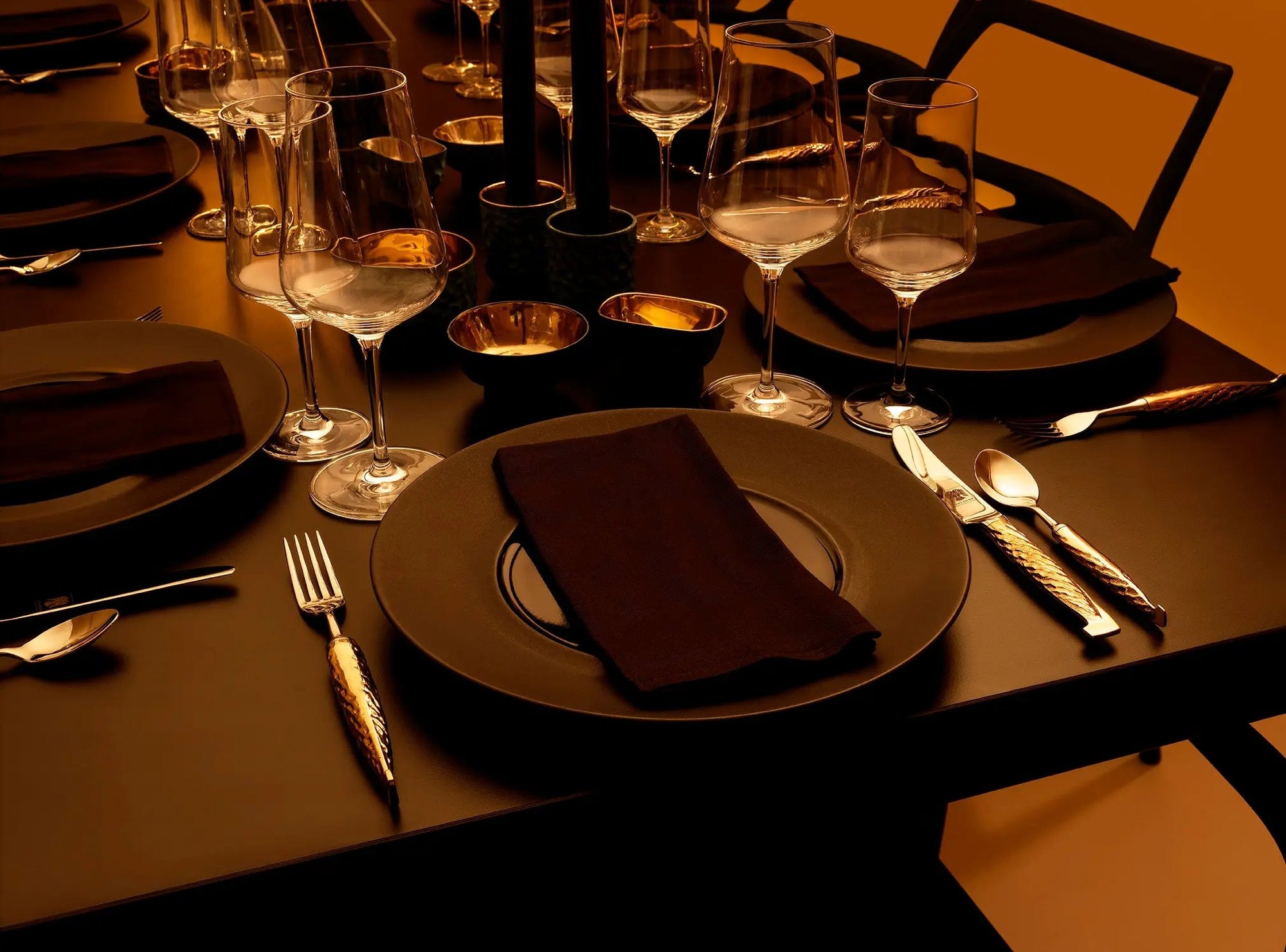 Eaglador luxury bronze cutlery standard set displayed on table – naturally patinated for timeless appeal
